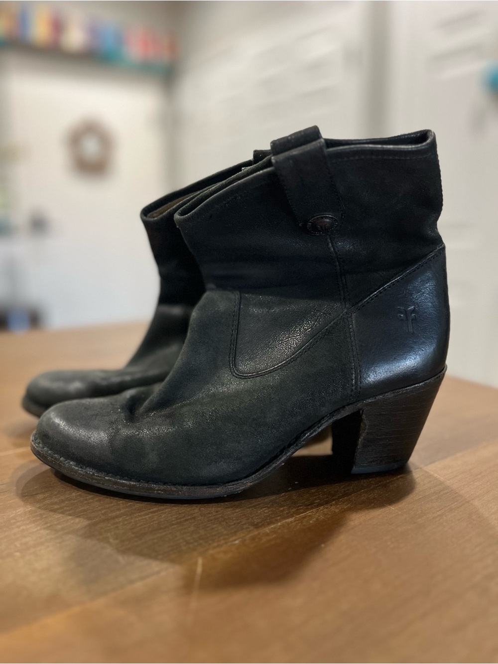 Frye Black Leather Mid‑Heel Ankle Booties